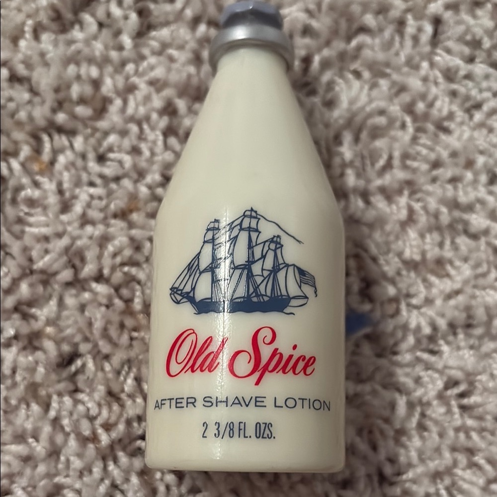 Vintage old spice After Shave Lotion bottle 2 3/8 ounces